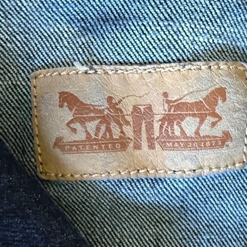 Levis Womens Trucker Jacket Dark Indigo Denim Button Up 72273-0001 Size L - Picture 5 of 11